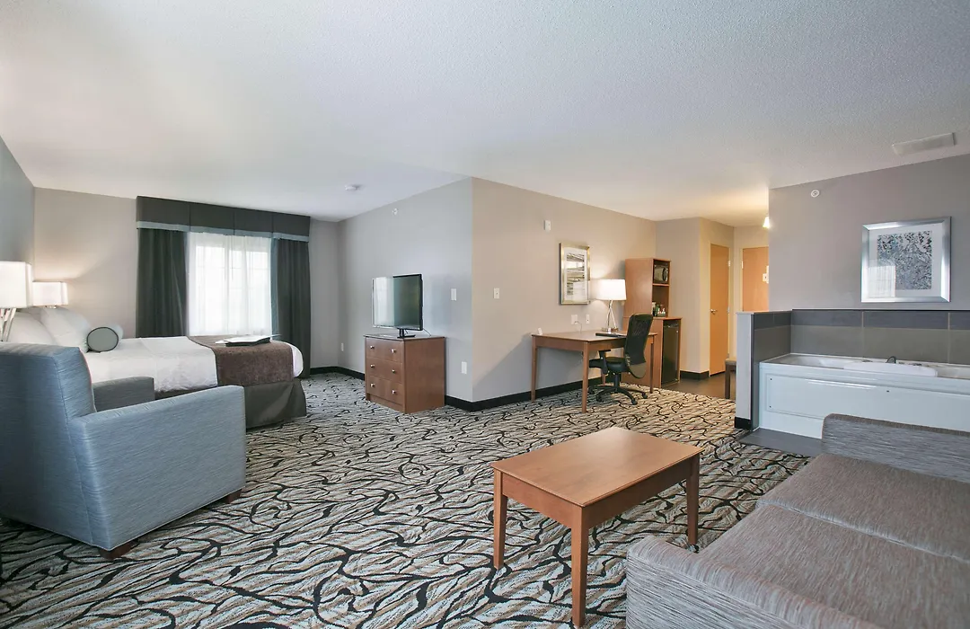 Best Western Plus Blaine At The National Sports Center-1