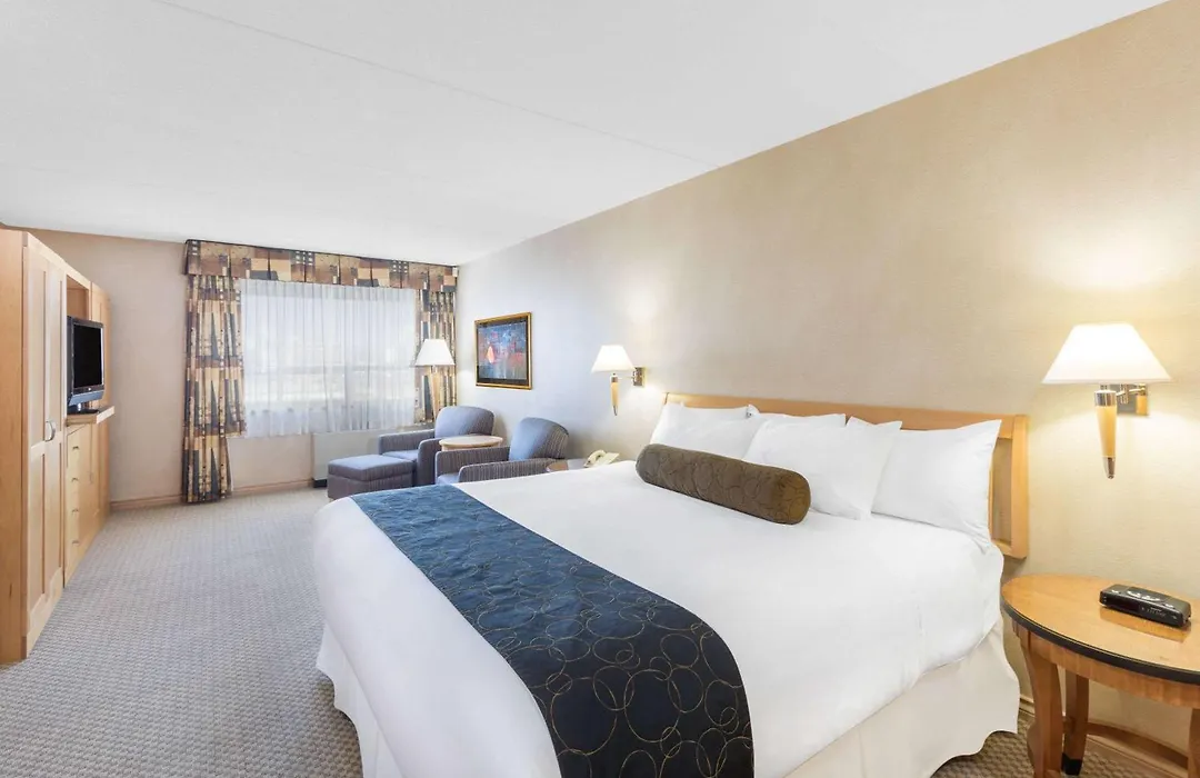 Ramada Plaza By Wyndham Prince George-1