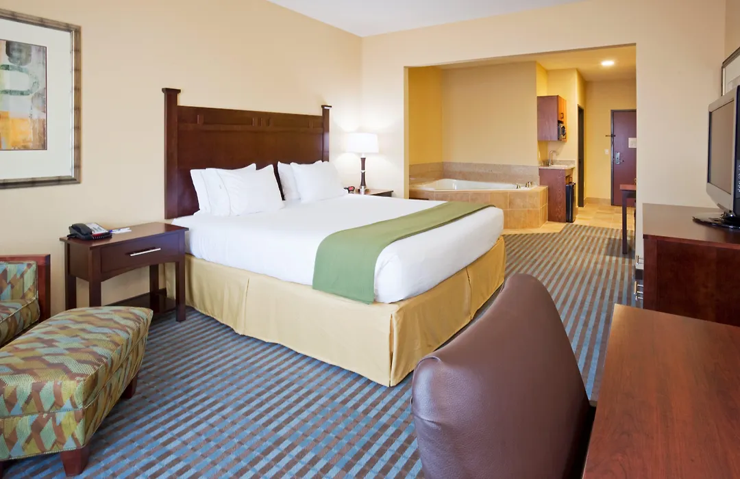 Comfort Inn & Suites Mountain Iron And Virginia-1