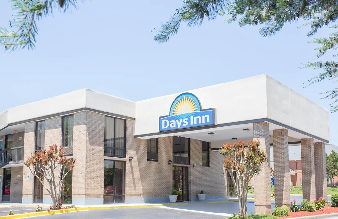 Days Inn By Wyndham Easley West Of Greenville/Clemson Area-1