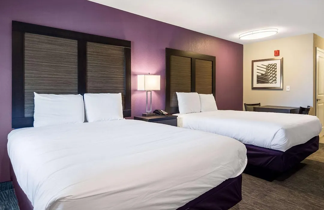 Econo Lodge Inn & Suites North Little Rock Near Riverfront-1