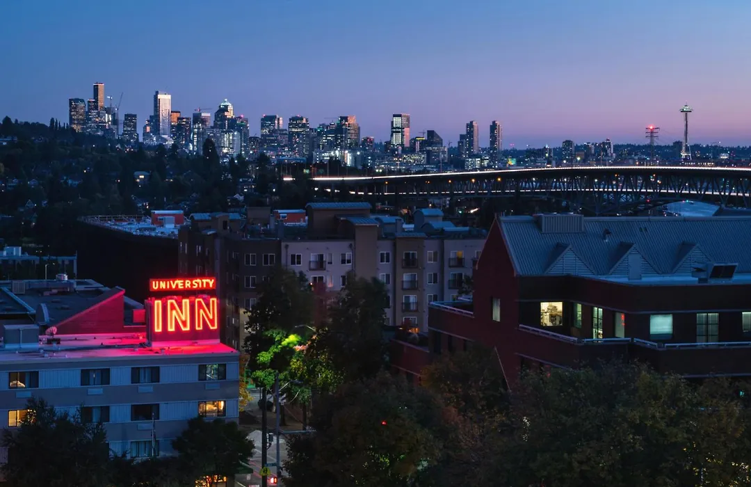 Staypineapple, University Inn, University District Seattle-1