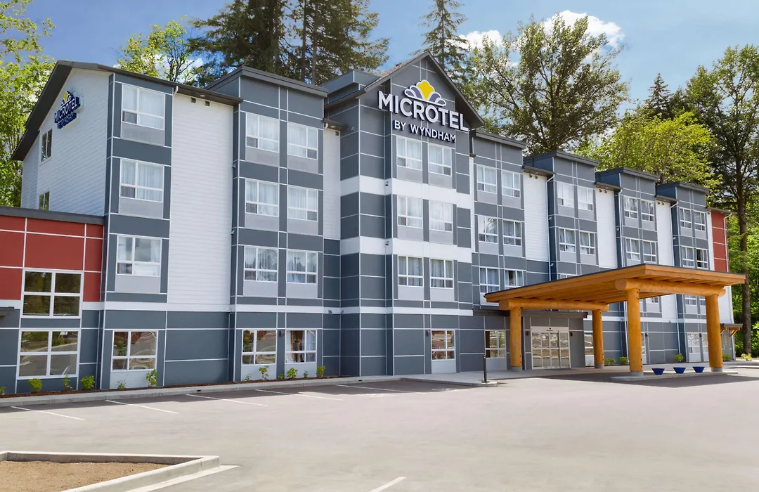 Microtel Inn & Suites By Wyndham Portage La Prairie-1