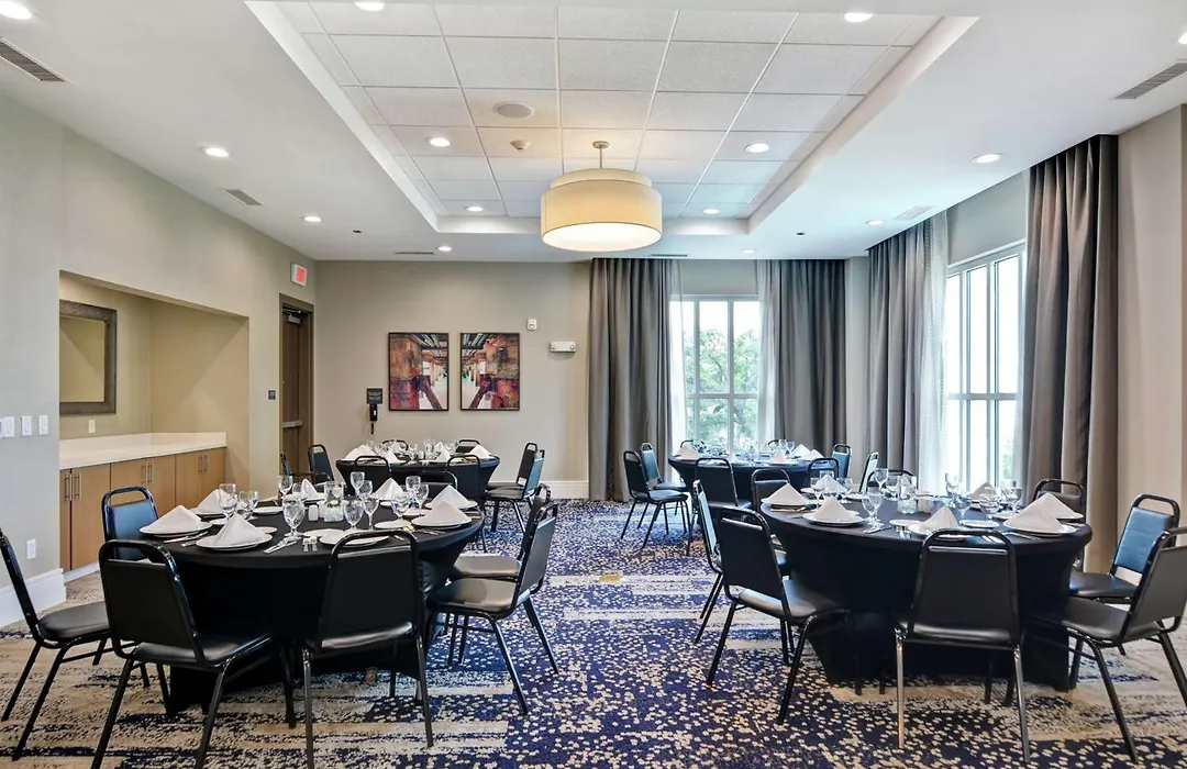Hilton Garden Inn Biloxi-1