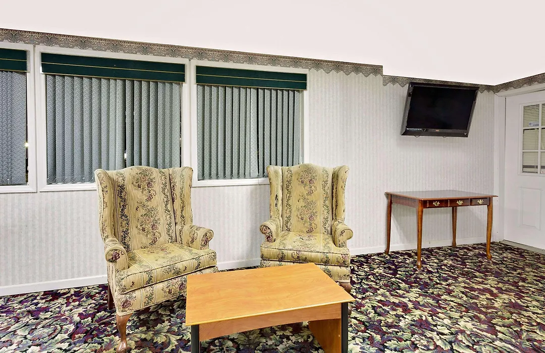 Knights Inn Madison Heights-1