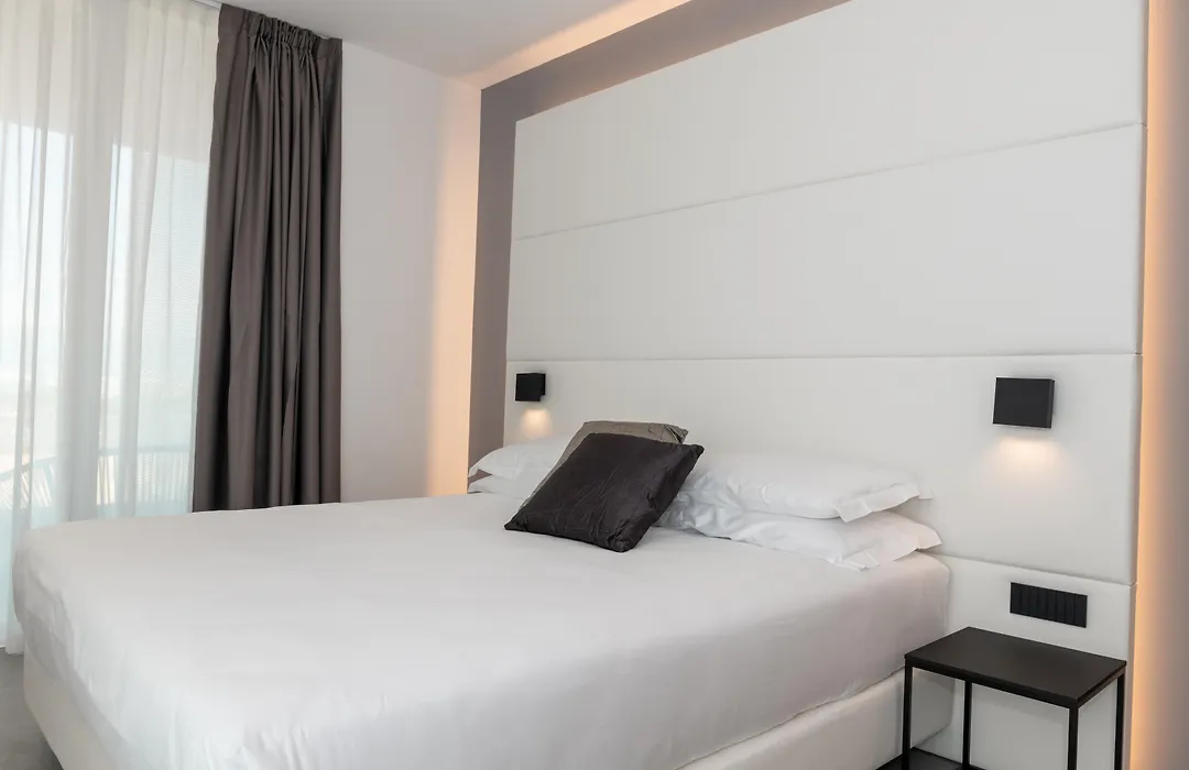 J44 Lifestyle Hotel-1