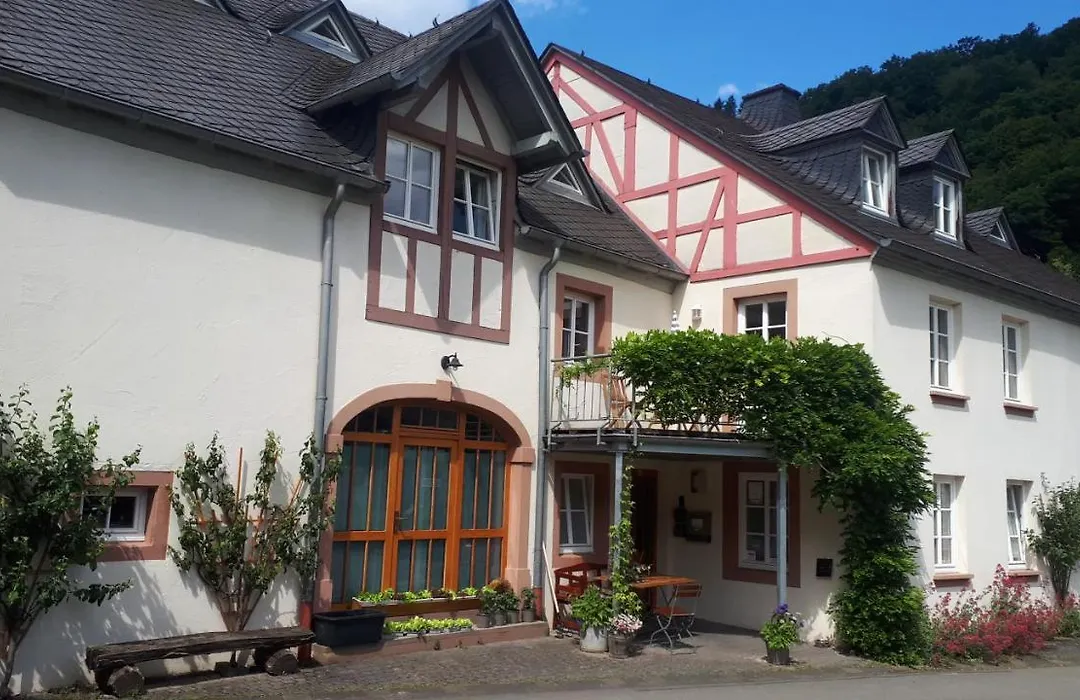 Landhaus Gräfendhron-1
