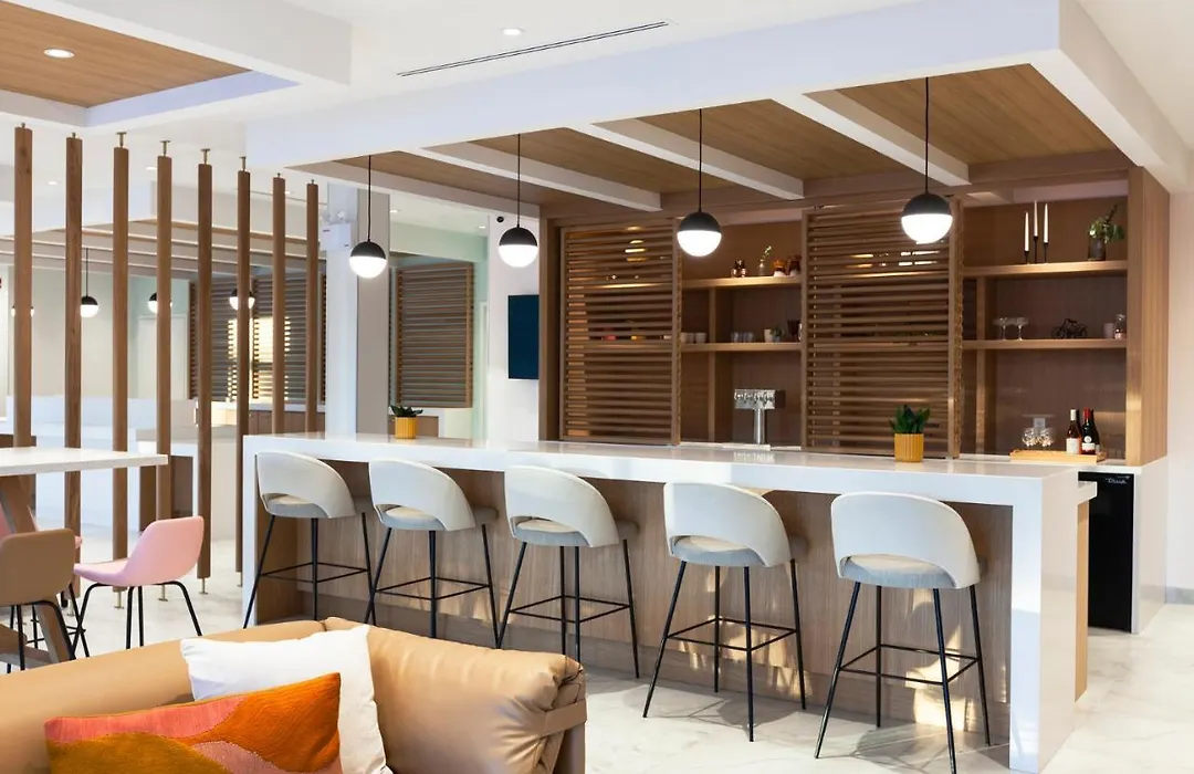 Strata Hotel-1
