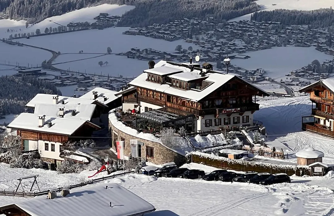 Maierl-Alm&Maierl-Chalets-1