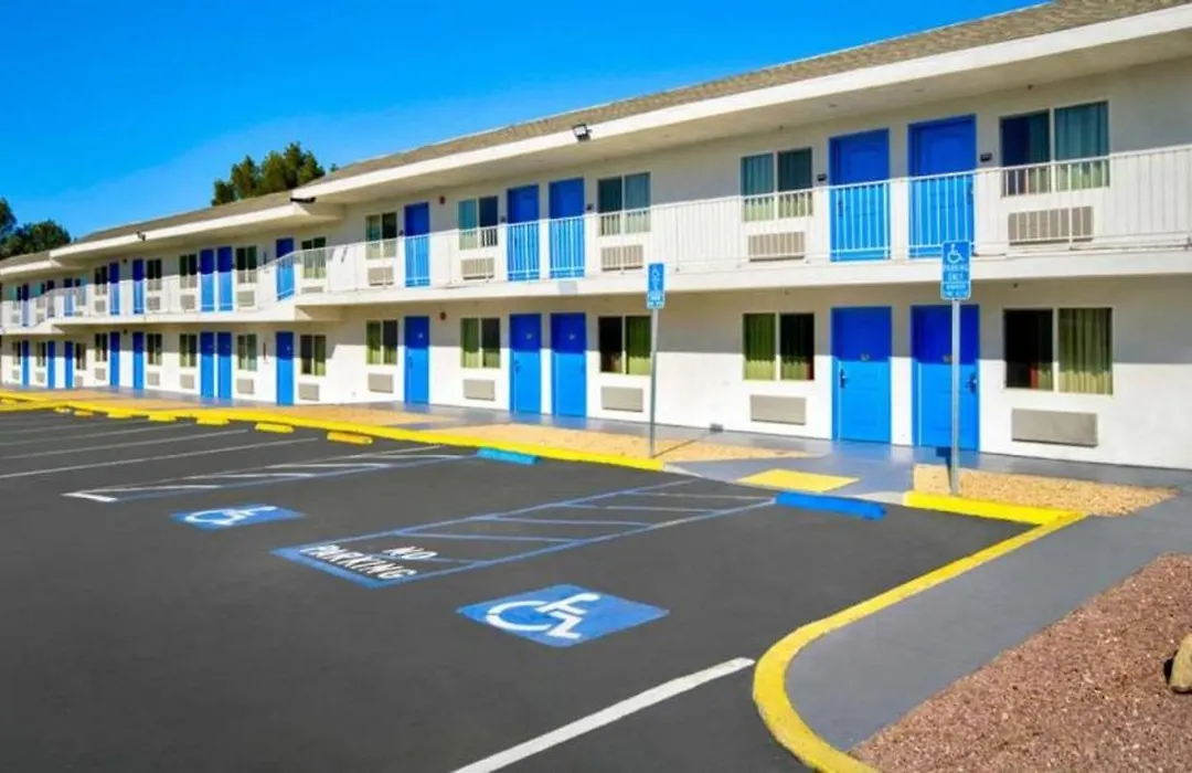 Motel 6 Victorville-1