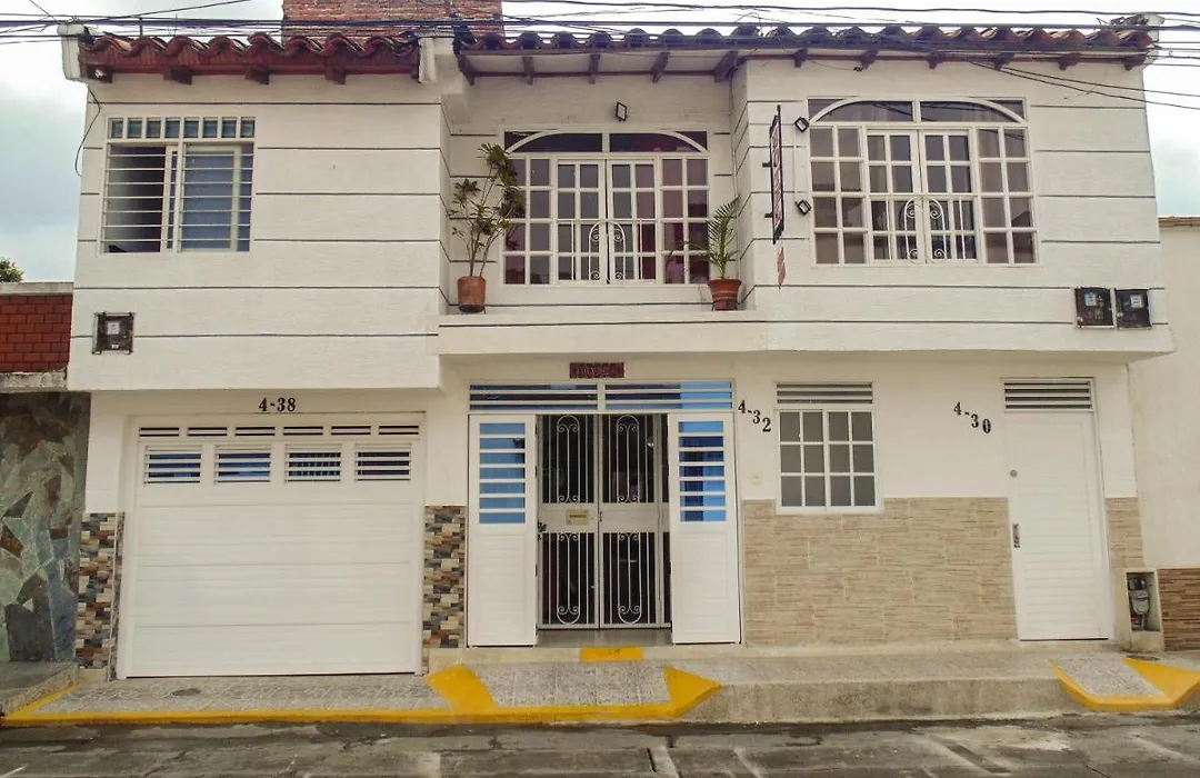 Hotel Ciudad Señora Buga-1