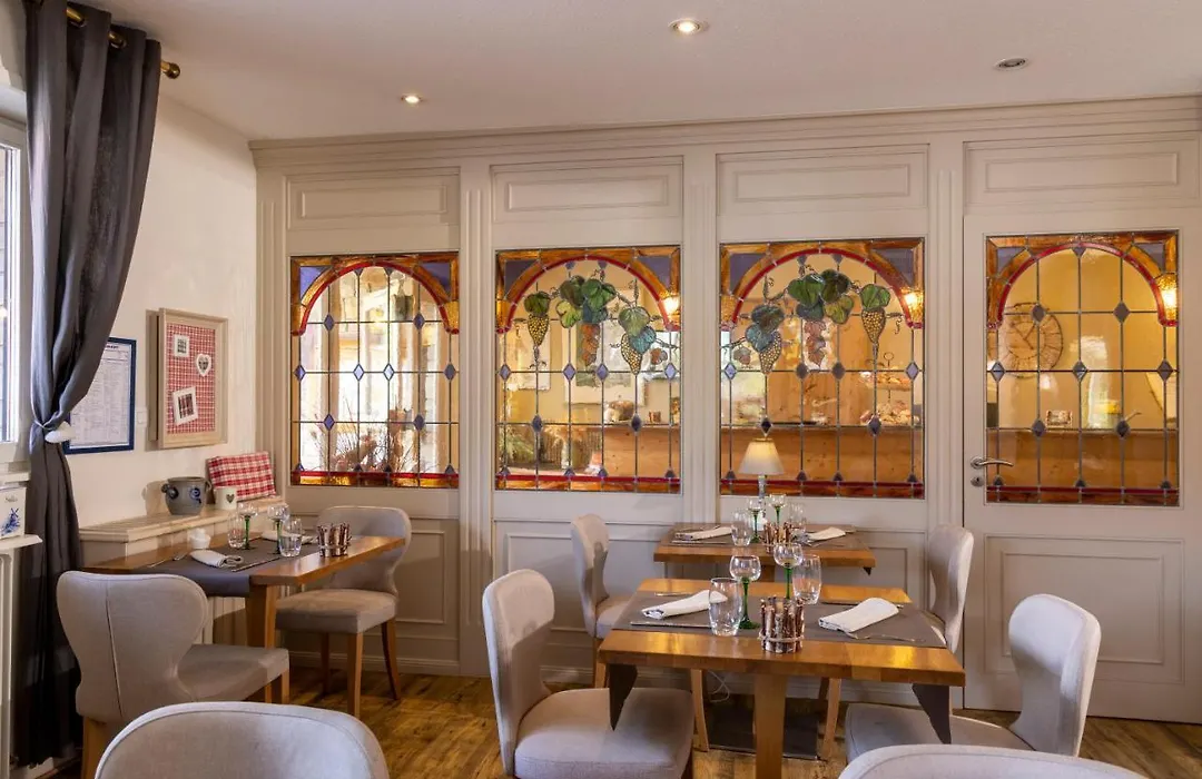 The Originals Boutique, Hôtel Le Kastelberg, Obernai-1