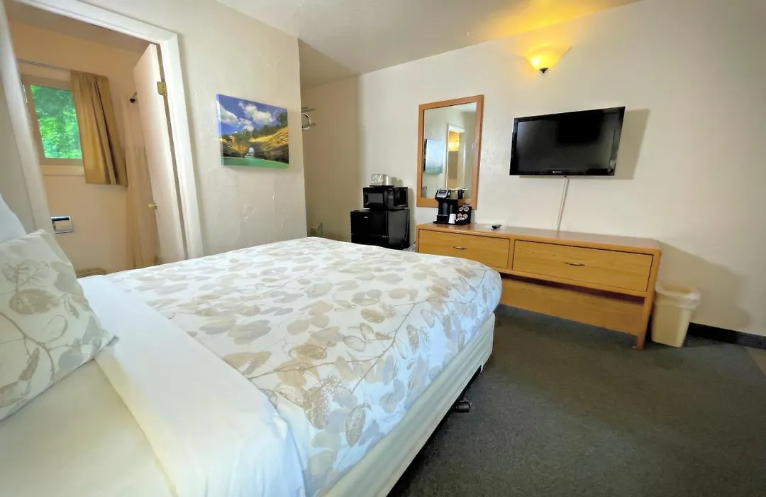 Alger Falls Motel-1