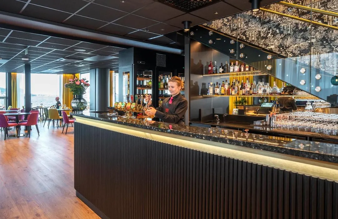 Thon Hotel Alesund-1