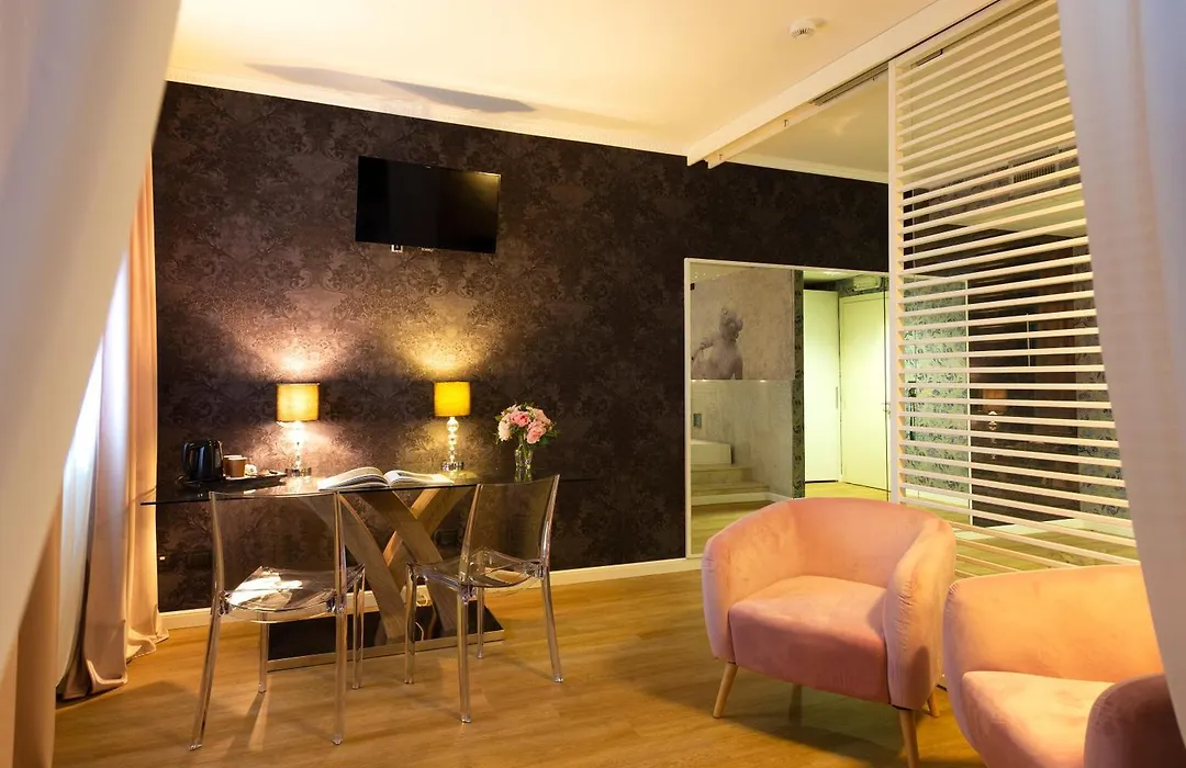 Hotel D120-1