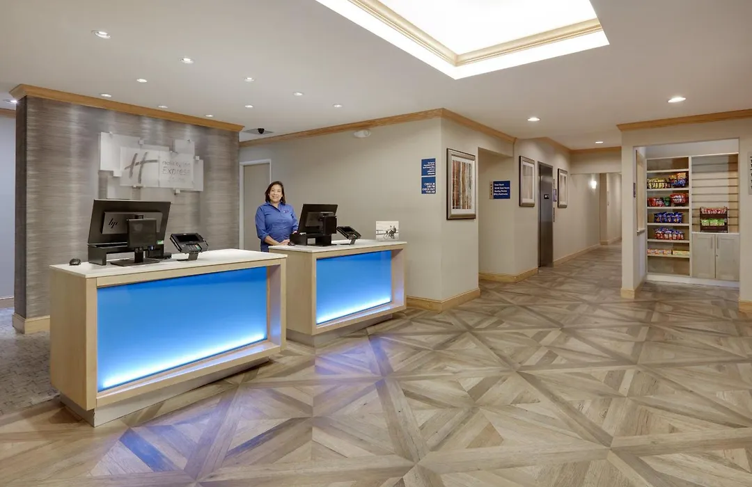 Holiday Inn Express & Suites San Antonio - Brooks City Base By Ihg-1