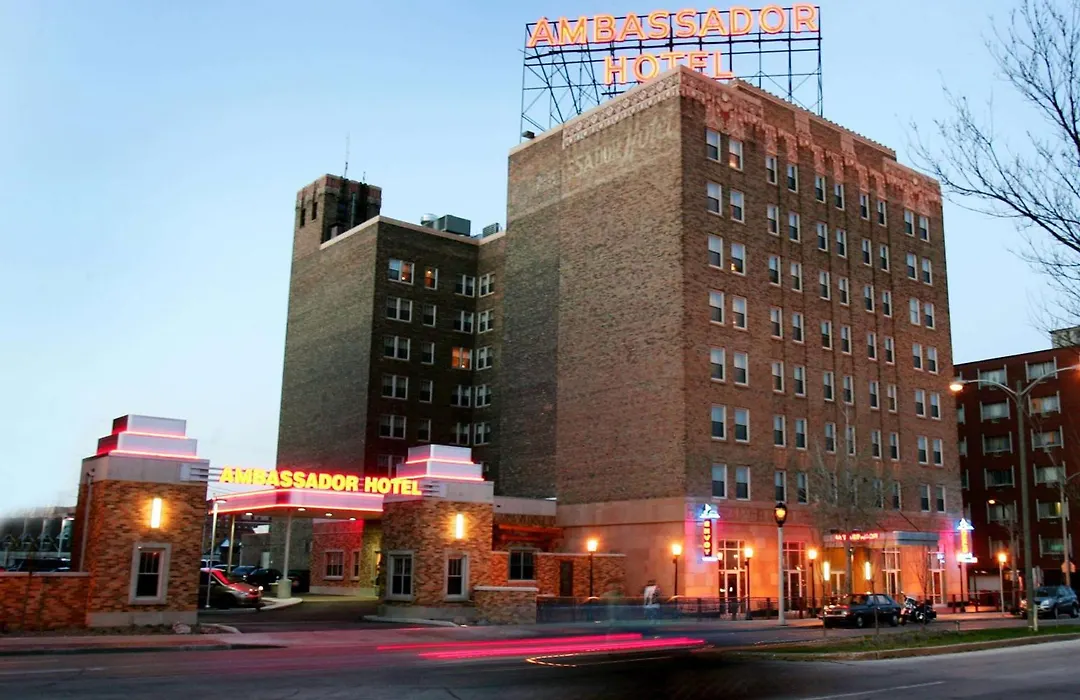 Ambassador Hotel Milwaukee, Trademark Collection By Wyndham-1