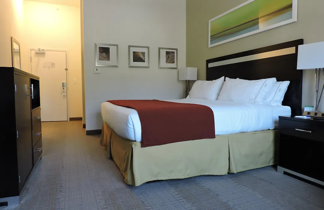 Holiday Inn Express And Suites Montgomery By Ihg-1