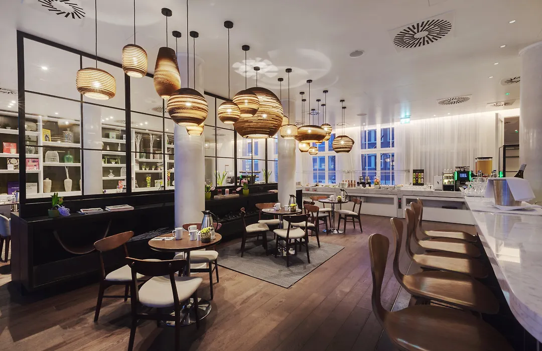 Holiday Inn Dresden - Am Zwinger, an IHG Hotel-1