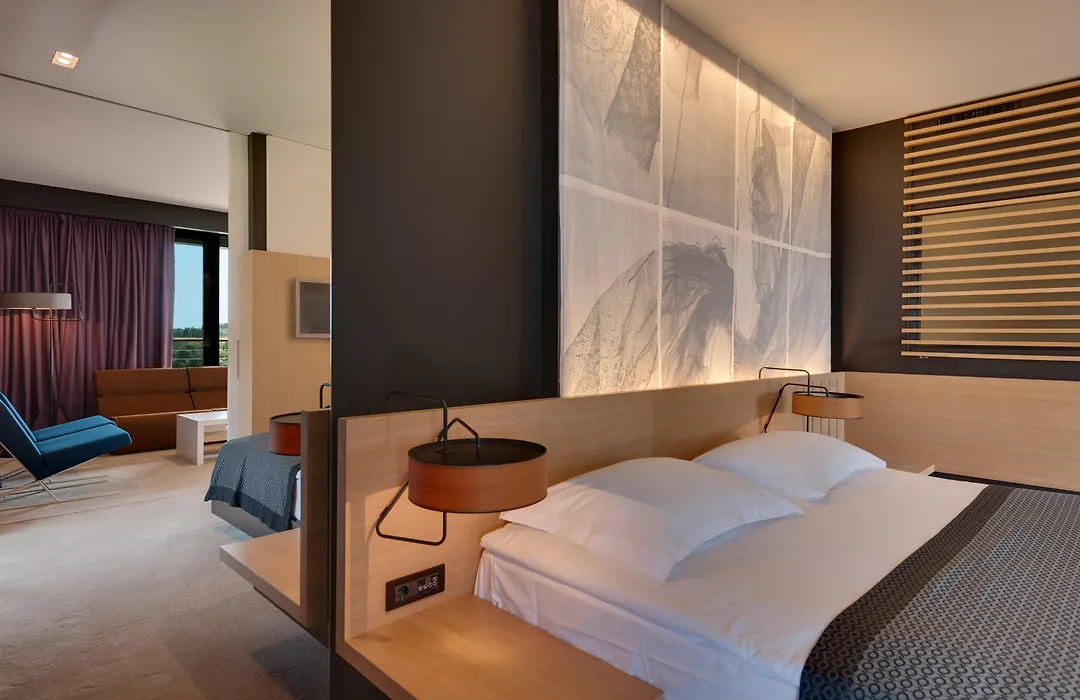 Lone Hotel By Maistra Collection-1