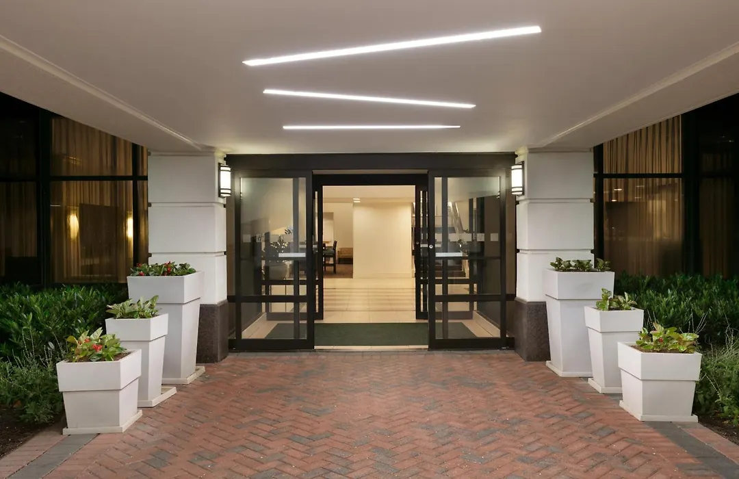 Holiday Inn Washington-Dulles International Airport By Ihg-1