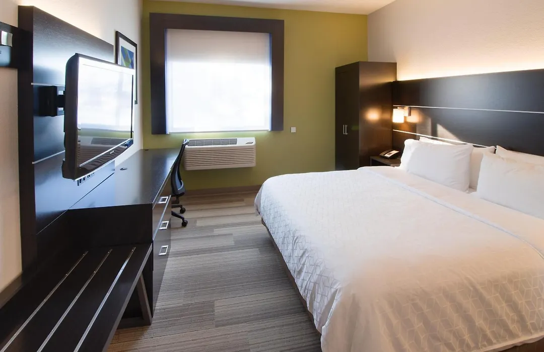 Holiday Inn Express & Suites - Worthington By Ihg-1