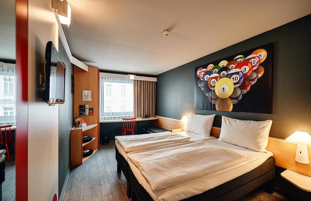 Ibis Wien City-1