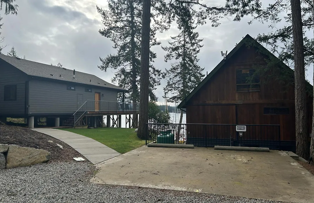 Pender Harbour Resort & Marina-1