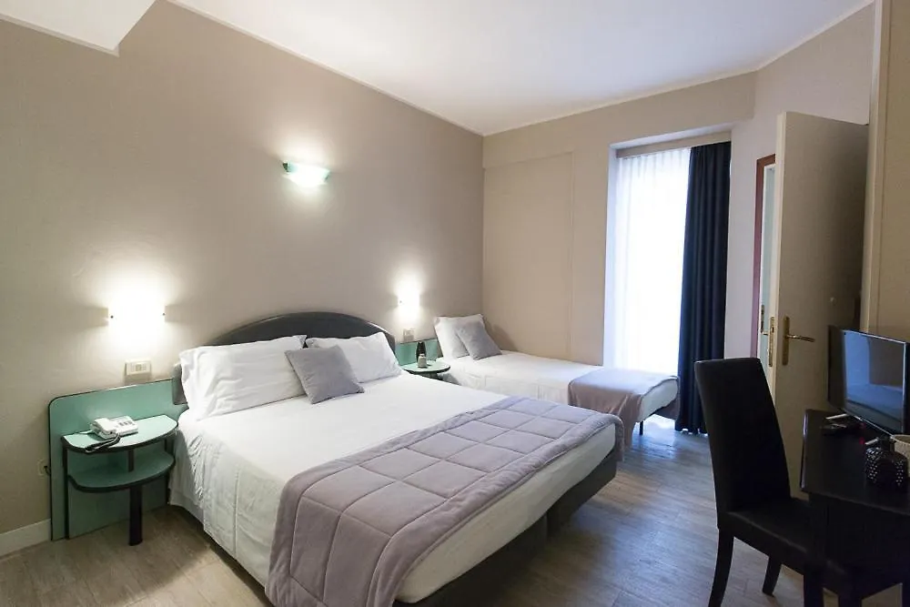 Hotel Trevi Riccione-1