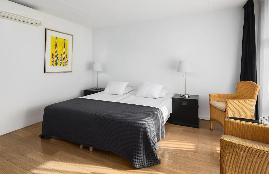 Strandhotel Domburg-1