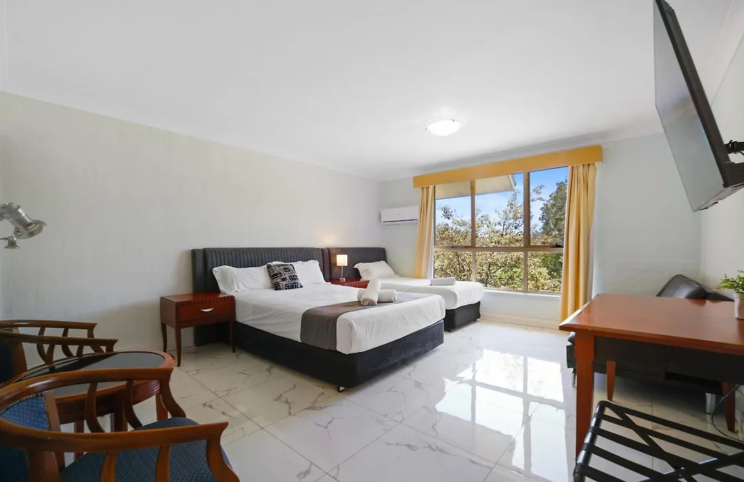 Golf Place Inn Wollongong-1
