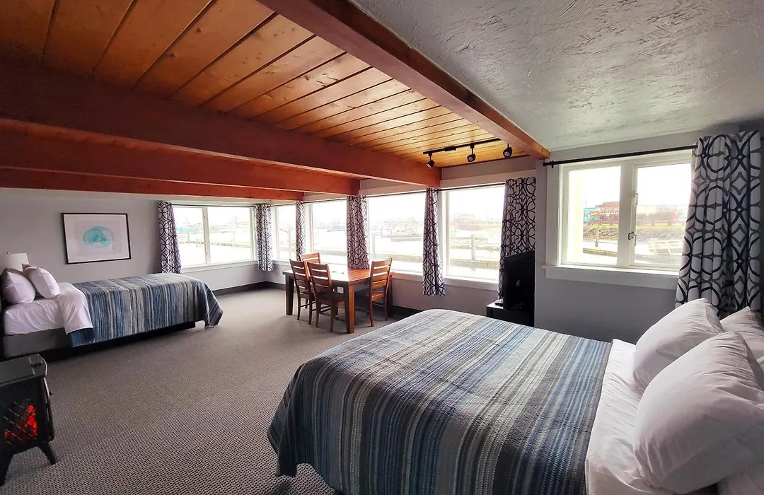 Saltwater Inn-1