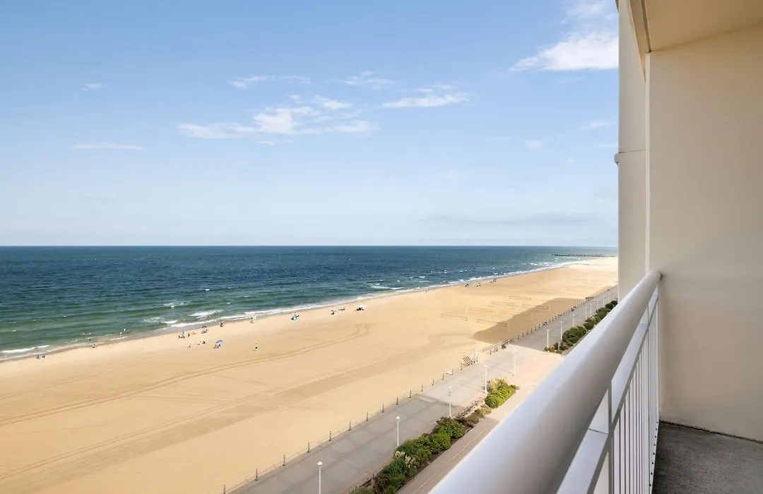 Hampton Inn Virginia Beach-Oceanfront South-1