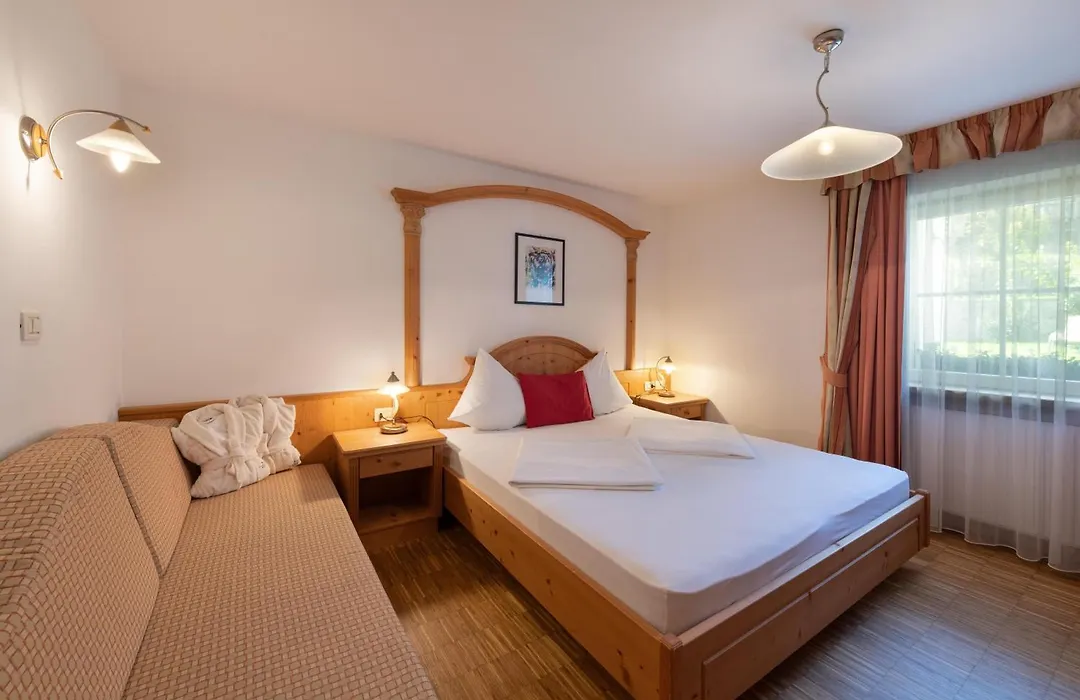 Cristallo B&B-1