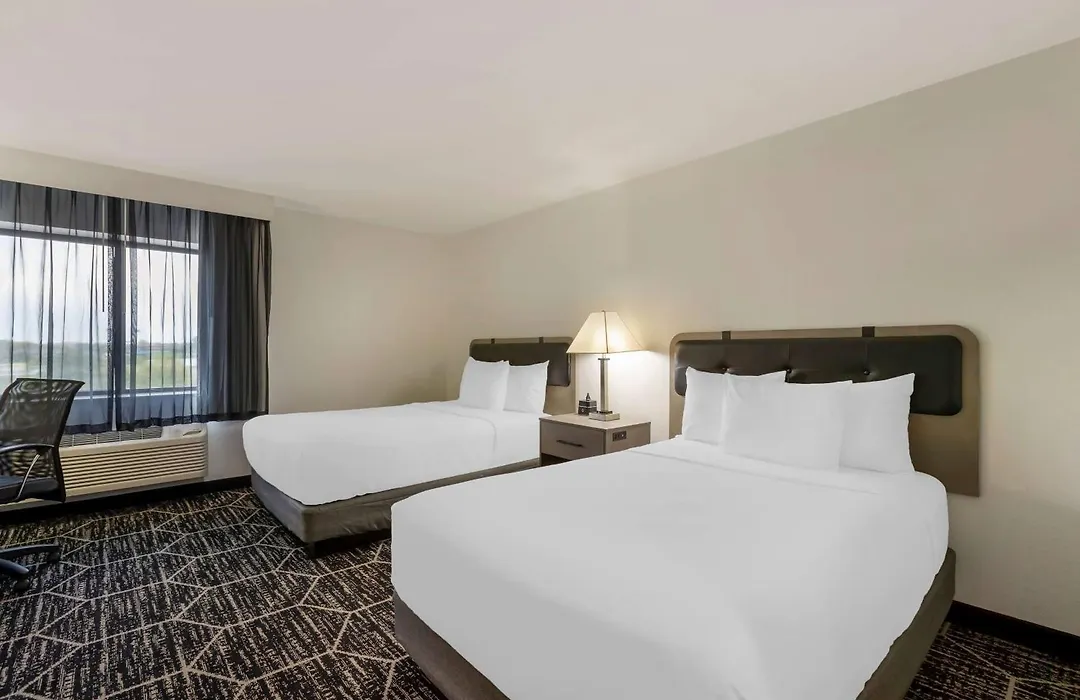 La Quinta By Wyndham Des Moines West Clive-1