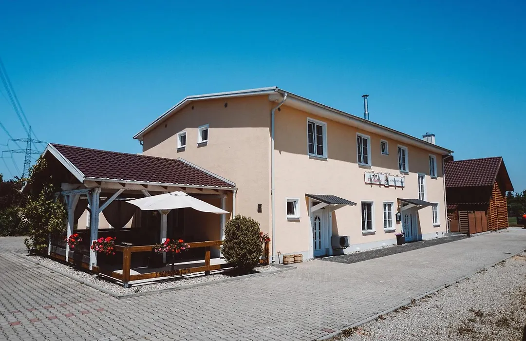 Drei Bären Inn-1