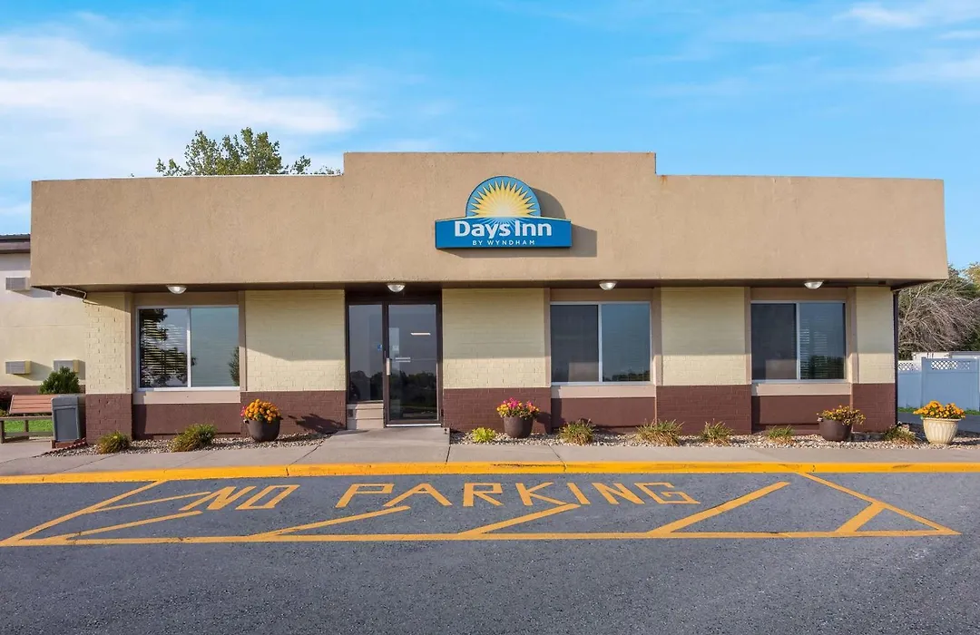 Days Inn By Wyndham Newton-1