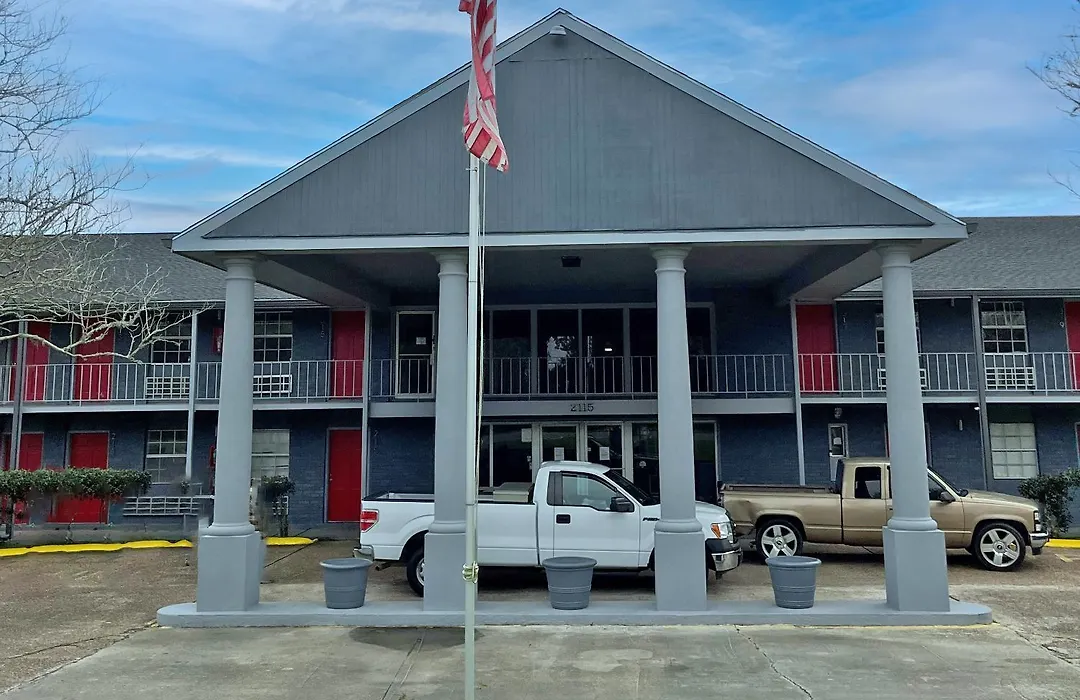 Red Carpet Inn - Houma-1