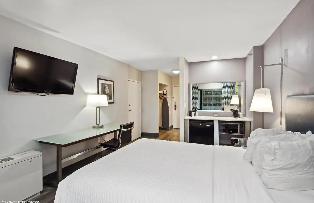 Comfort Inn & Suites Baltimore Inner Harbor-1