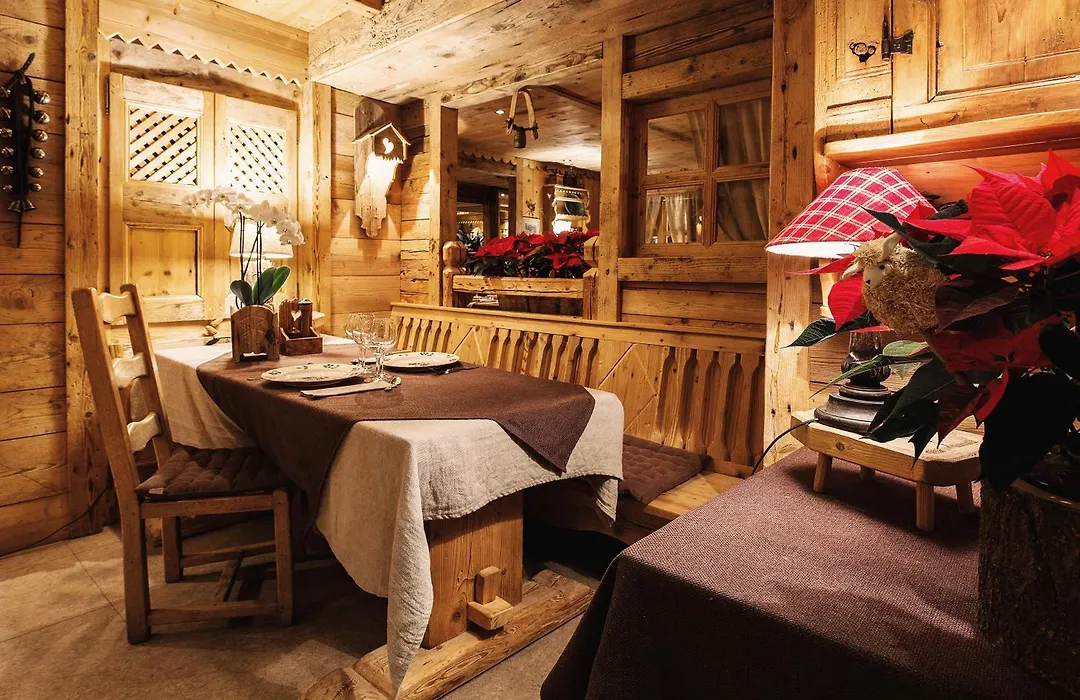 Les Chalets-Hôtel de la Croix-Fry-1