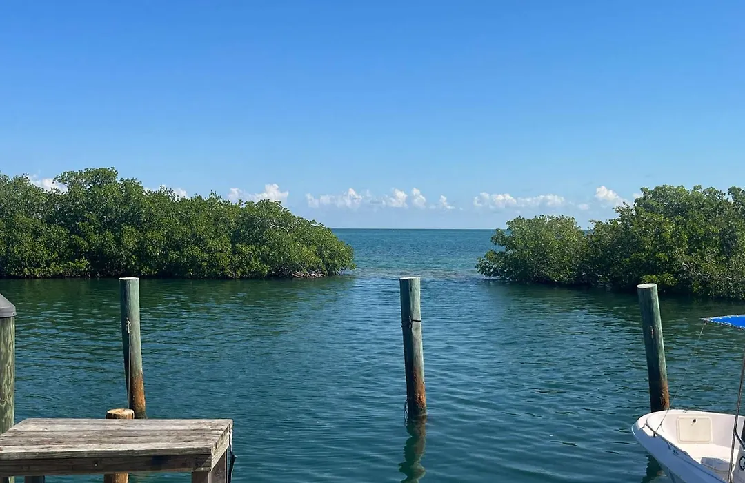 Conch Key Fishing Lodge & Marina-1