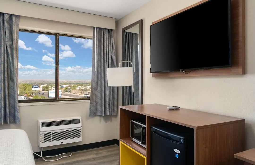 Days-Inn By Wyndham Albuquerque I-25-1
