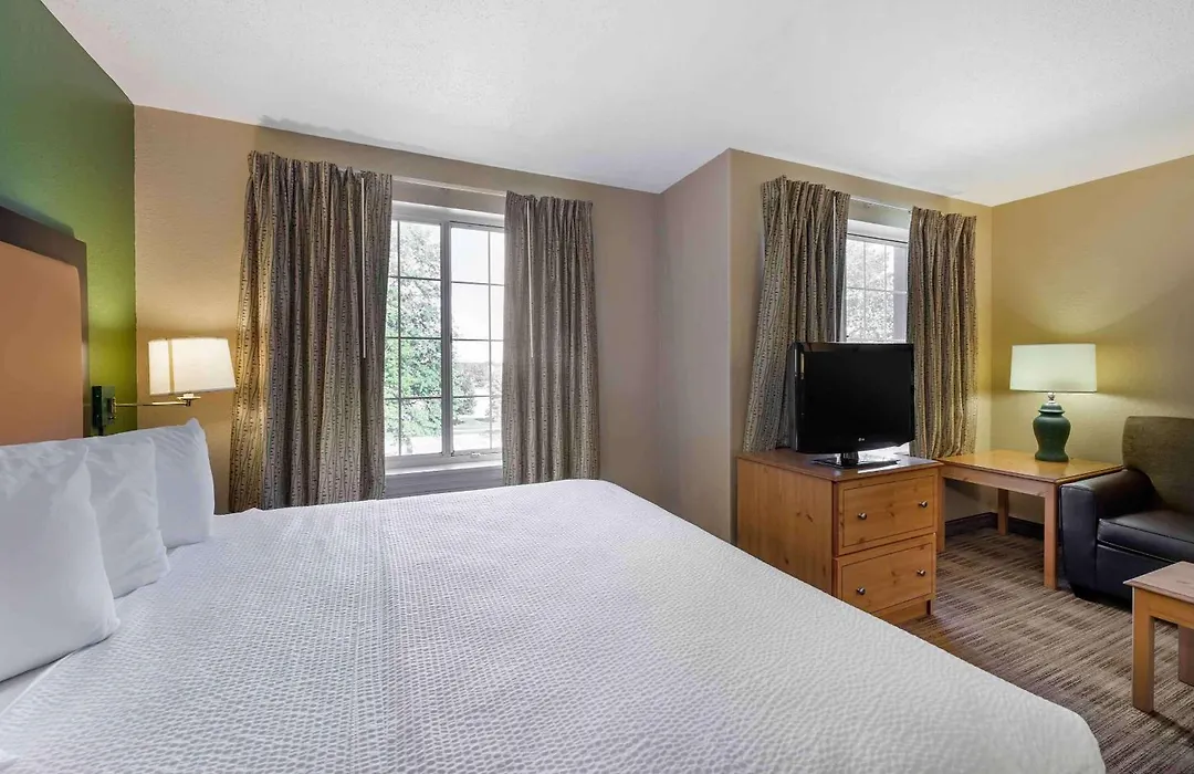 Extended Stay America Suites - Cleveland - Airport - North Olmsted-1