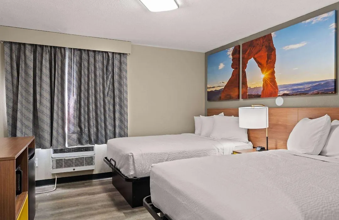 Days-Inn By Wyndham Albuquerque I-25-1