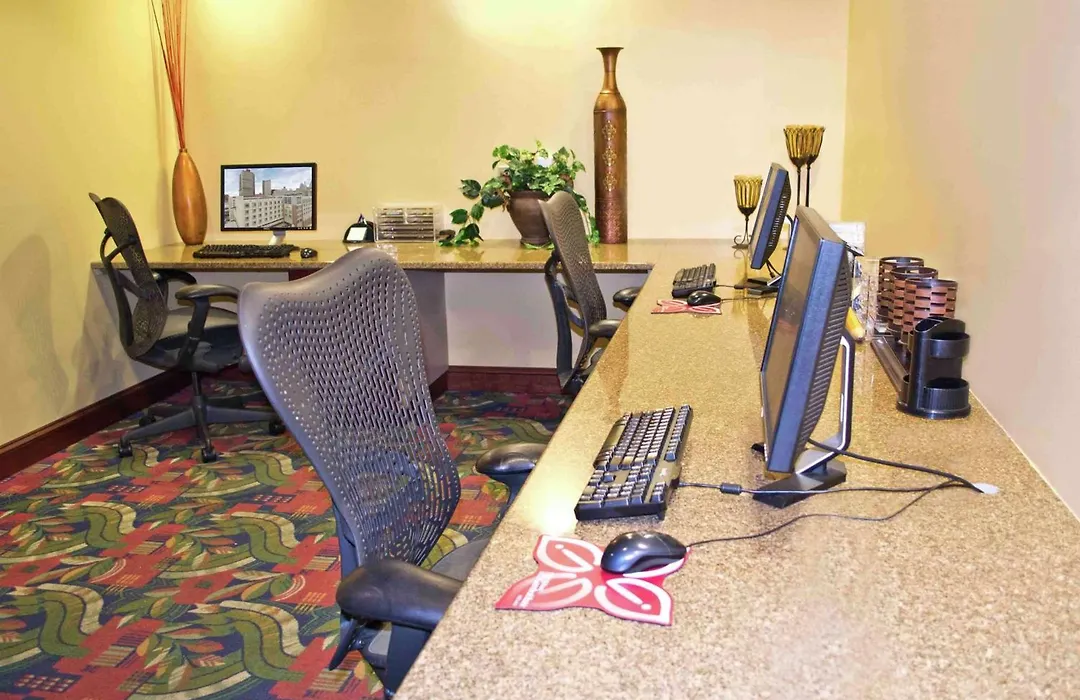 Hilton Garden Inn Philadelphia Center City-1