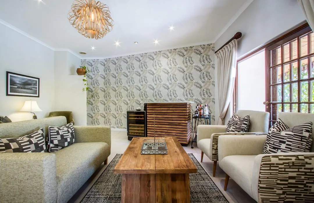 Hlangana Lodge-1