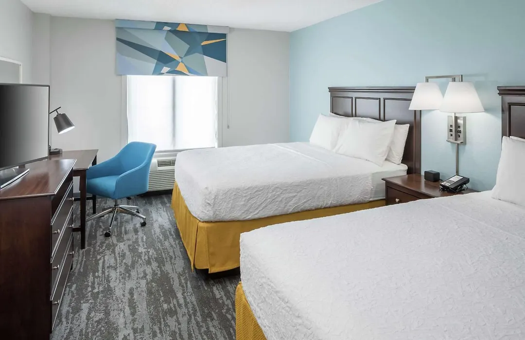 Hampton Inn & Suites Miami-Doral Dolphin Mall-1