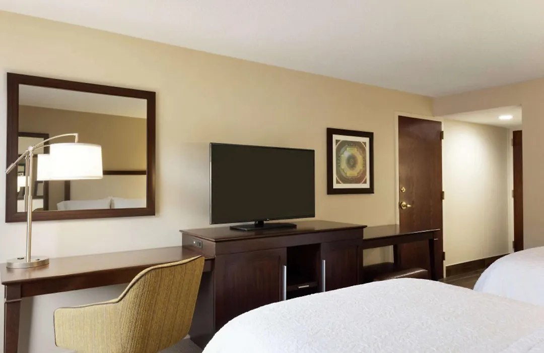 Hampton Inn And Suites Springdale-1