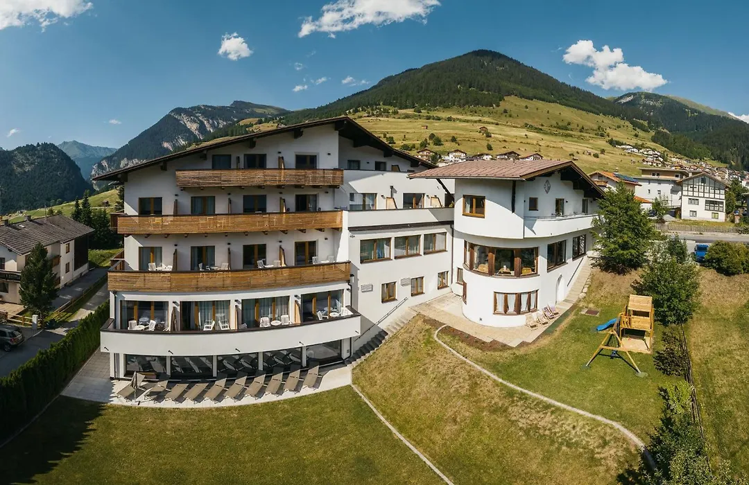Hotel Edelweiss Superior-1