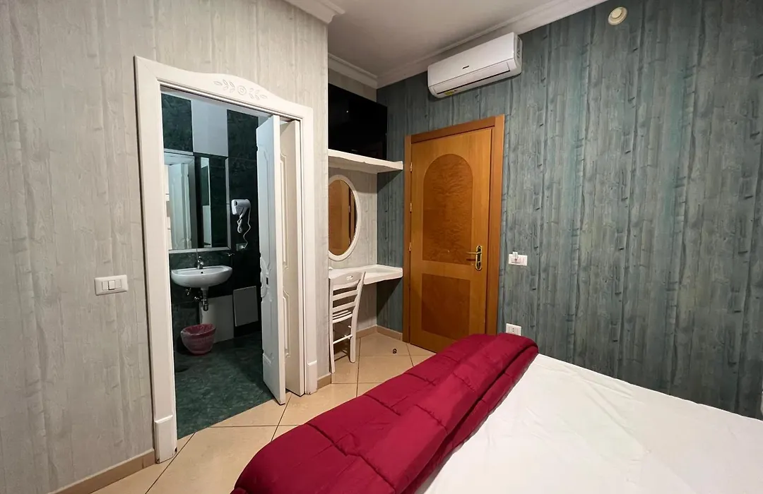 Hotel Tiffany-1